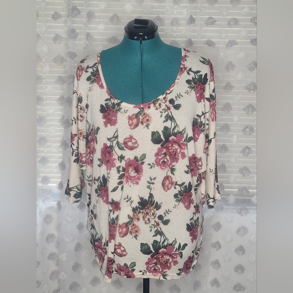 Tempted Los Angeles Sz 3X Cream Mulberry Floral Back Keyhole Bow Coquette Blouse